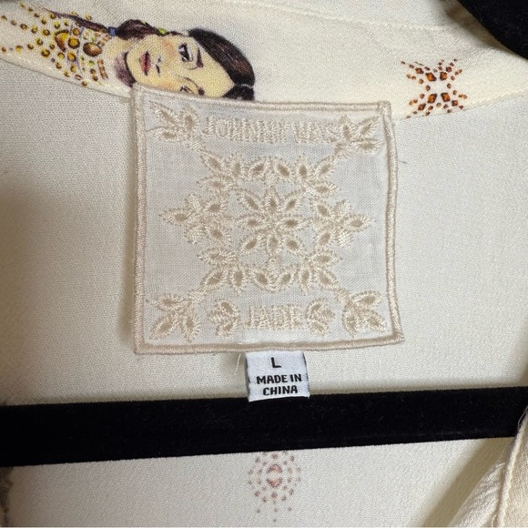 Johnny Was Schofield Button Down Shirt Faces Cream - Large - Picture 3 of 11